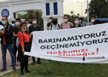 ‘İzmir’de 200 bin öğrenciye 16 bin yatak düşüyor’