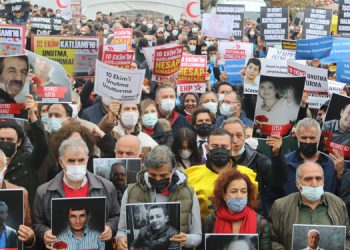 Kadıköy’den haykıran binler: 10 Ekim’i unutturmayacağız