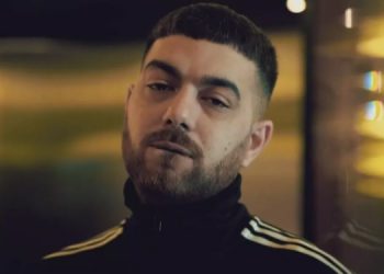 Rap şarkıcısı Murda, havaalanında gözaltına alındı