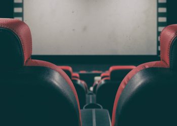 ‘Sinema yatırımcıları’ PCR ve aşı zorunluluğunun kaldırılması için kapatma eylemine hazırlanıyor