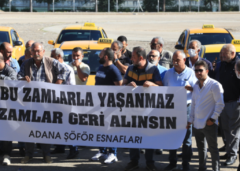 Taksi şoförleri akaryakıt zamlarını protesto etti