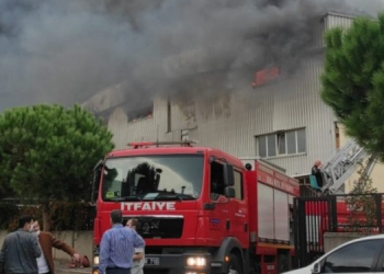 Tekstil fabrikasında yangın