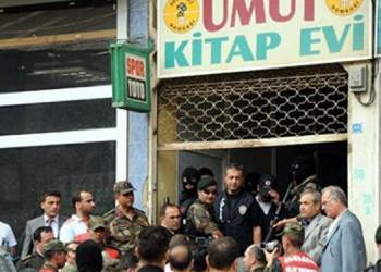 Umut Kitapevi’ne bomba atan ‘iyi çocuklar’a beraat talebi