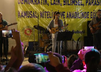 Urfa’da Dünya Öğretmenler Günü için konser
