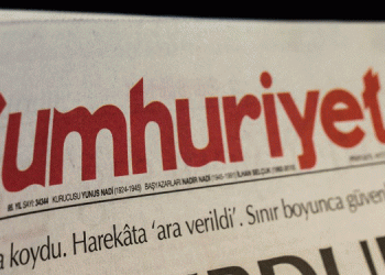 Akın Atalay: Cumhuriyet’in istihbaratla irtibatlı gazetecisi hala başka gazetede çalışıyor