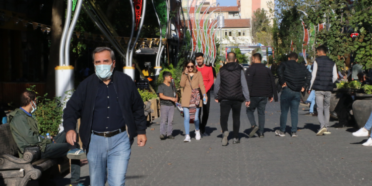 Diyarbakırlılar: Burası Kürdistan’dır, kimse inkar edemez Diyarbakırlılar: Burası Kürdistan’dır, kimse inkar edemez