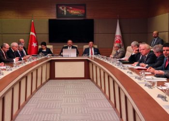 HDP: TRT’nin bandrollerden alınan payı da kaldırılmalı