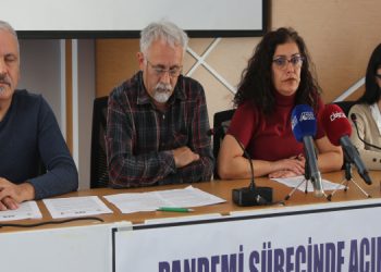 SES bütçede sağlık çalışanlarına ayrılan payı eleştirdi