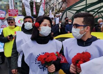 ‘Beyaz Yürüyüş’e çıkan hekimler Ankara’ya ulaştı