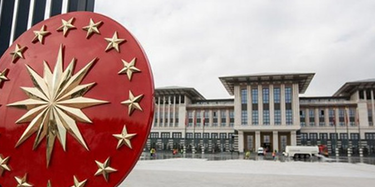 Cumhurbaşkanlığı üst düzey yetkilileri: ‘Acı reçete şimdi uygulanacak’ Cumhurbaşkanlığı üst düzey yetkilileri: ‘Acı reçete şimdi uygulanacak’