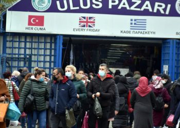 İpsala Sınır Kapısı’nda 3 kilometre alışveriş kuyruğu