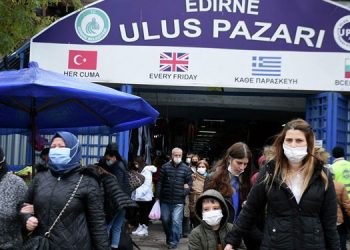 Edirne’ye alışverişe gelen Bulgaristan vatandaşı: “2 bin leva bozdurdum, her şeyi satın alacağım”