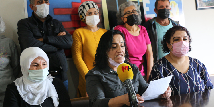 EGE-TUHAYDER: Koğuşların arasına adli mahkumlar yerleştirildi EGE-TUHAYDER: Koğuşların arasına adli mahkumlar yerleştirildi