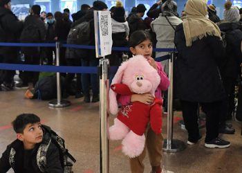 Göçmenlerin bulunduğu Iraqi Airways uçağı Minsk’ten Irak’a hareket etti