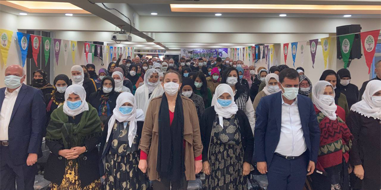 HDP Siirt Merkez İlçe kongresi yapıldı HDP Siirt Merkez İlçe kongresi yapıldı