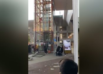 İstanbul Havalimanı’na uçaklar iniş yapamıyor