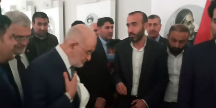 Karamollaoğlu, Şenyaşar ailesiyle görüştü Karamollaoğlu, Şenyaşar ailesiyle görüştü