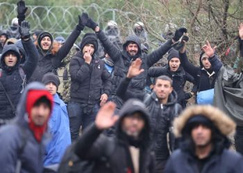 Almanya, Belarus-Polonya sınırındaki göçmenleri ülkeye almasının söz konusu olmadığını bildirdi Almanya, Belarus-Polonya sınırındaki göçmenleri ülkeye almasının söz konusu olmadığını bildirdi