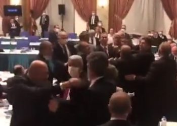 Komisyonda MHP’liler, HDP’lilere saldırdı