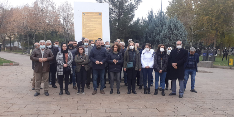 Leyla Güven’e verilen cezaya tepki: Bizi yıldıramazlar Leyla Güven’e verilen cezaya tepki: Bizi yıldıramazlar