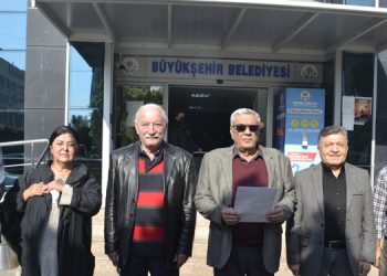 ‘Adana Merkez Park’taki yapılaşmayı durdurun’