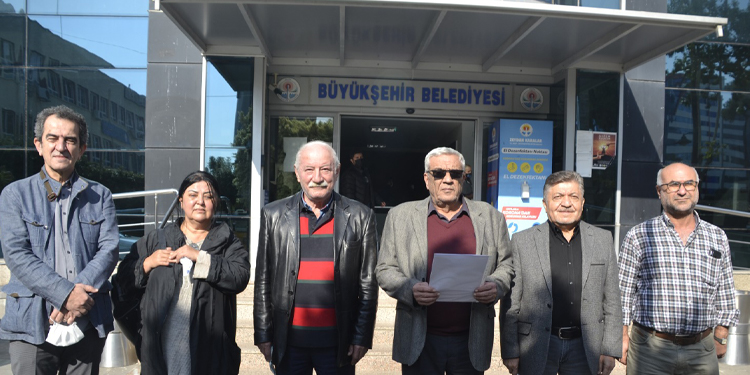 ‘Adana Merkez Park’taki yapılaşmayı durdurun’ ‘Adana Merkez Park’taki yapılaşmayı durdurun’