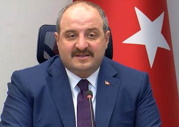 Bakan Varank, Kovid-19 ilaçları hakkında konuştu