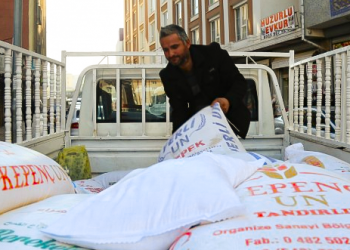 Un fiyatları arttı, fırıncılar da halk da tepkili