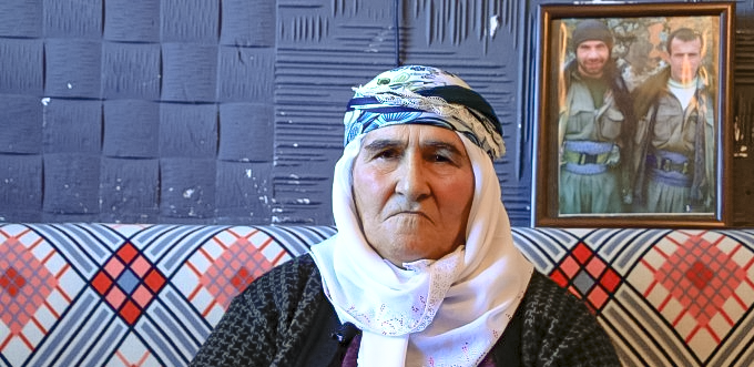 O bir kahramandı! O bir kahramandı!