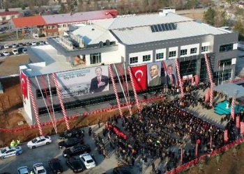 AKP’li Ünal’a ‘niye kimse gelmedi’ tepkisi: Gübreye yüzde 500 zam geldi