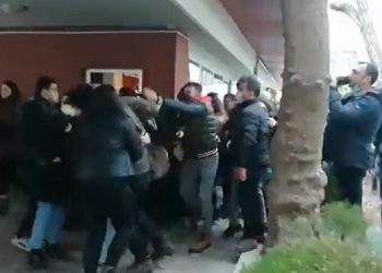 Ankara Üniversitesi’nde forum düzenleyen öğrenciler gözaltına alındı