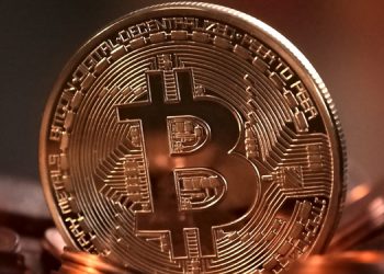 Bitcoin, 42 bin dolar seviyesini gördü