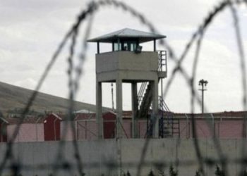 ‘‘Ahlak derslerine katılmadı’‘ gerekçesiyle tahliye edilmiyor