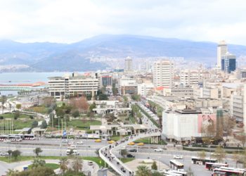Deprem bölgesindeki belediyelerde jeoloji ve jeofizik mühendisleri yok