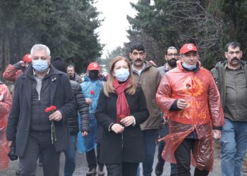 DİSK, Celal Ovat’ı mezarı başında andı