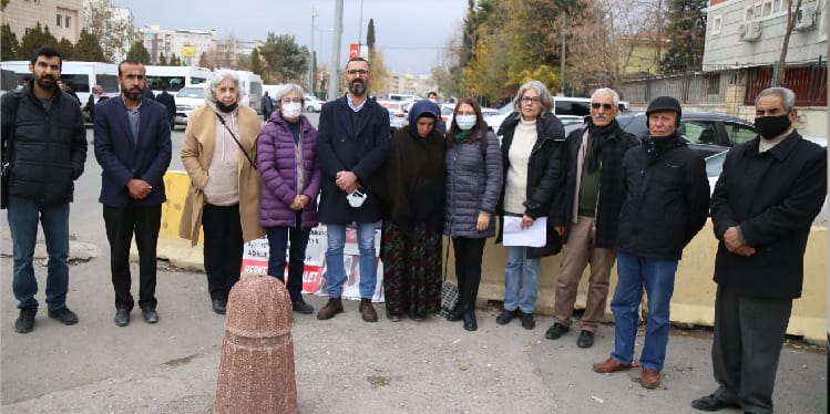 HDK’den Şenyaşar ailesine ziyaret HDK’den Şenyaşar ailesine ziyaret