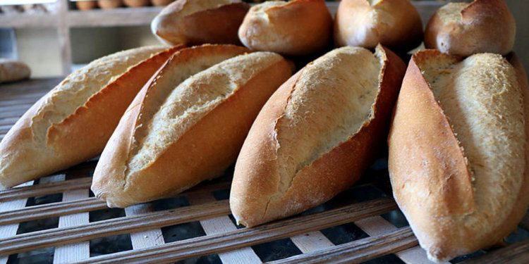Rize’de ekmek 5 lira oldu Rize’de ekmek 5 lira oldu