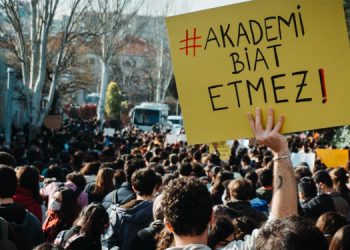 Kayyım rektör şikayetçi oldu: 14 öğrenciye hapis istemi