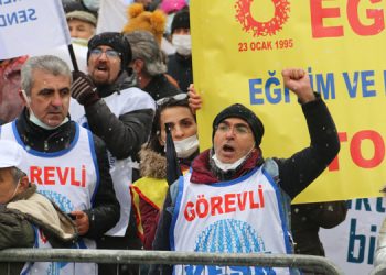 ‘Meydanlarda birleşen sesimiz, aydınlık geleceği inşa edecek’