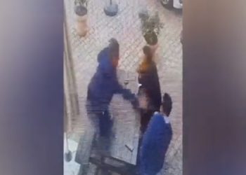 MHP İlçe Başkanı Mustafa Türkdoğan, belediye işçisini dövdü