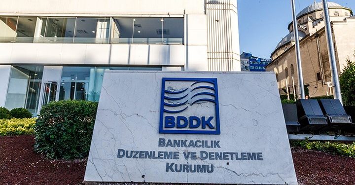BDDK’dan 26 kişi ve sosyal medya hesabı hakkında suç duyurusu BDDK’dan 26 kişi ve sosyal medya hesabı hakkında suç duyurusu