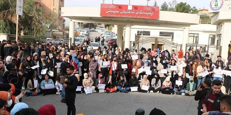 Öğrenciler 19 gündür eylemde Öğrenciler 19 gündür eylemde