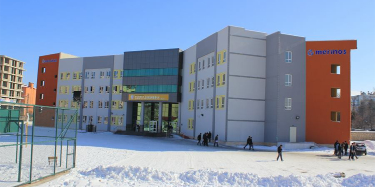 Okul kantininde satılan gıdadan 29 öğrenci zehirlendi Okul kantininde satılan gıdadan 29 öğrenci zehirlendi