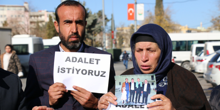 Şenyaşar ailesi: Üstünleri korumayı bırakın! Şenyaşar ailesi: Üstünleri korumayı bırakın!