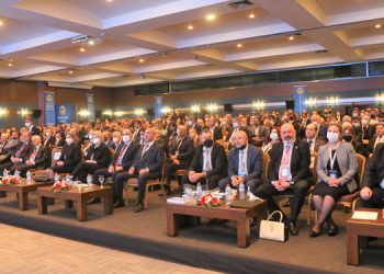 TBB Genel Kurulu başladı, Feyzioğlu baroları suçladı