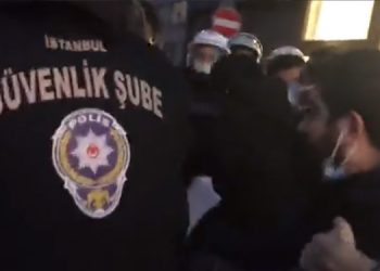 Tutsaklarla Dayanışma İnisiyatifi’nin açıklamasına polis saldırdı