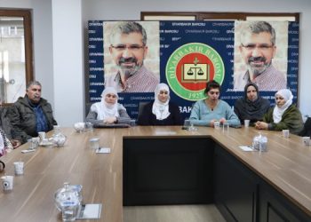 Adalet Nöbeti: Ülkede hukuk, adalet varsa biz de istiyoruz