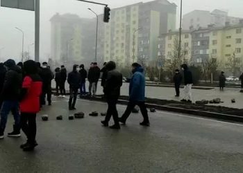 Almatı’da sokağa çıkma yasağı kaldırıldı