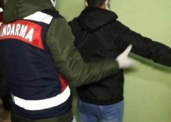 Bebeğiyle gözaltına alınan kadına ev hapsi