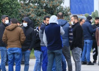 Çimsataş Metal’de işçilerin eylemi sürüyor